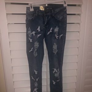 NWT Sweet Look Ripped Bird Jeans Size 3